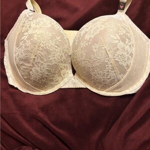 Victoria's Secret Dream Angel floral lace push-up demi bra in a cream/ivory